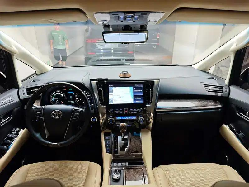 2021 Alphard Hybrid 2.5L Premium Edition — миниатюра 10