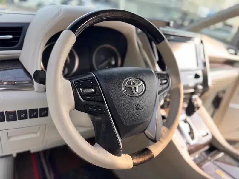 2018 Alphard Facelift 3.5L Premium Edition — миниатюра 9