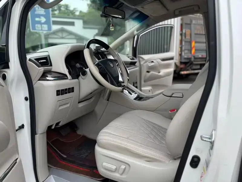 2018 Alphard Facelift 3.5L Premium Edition — миниатюра 10