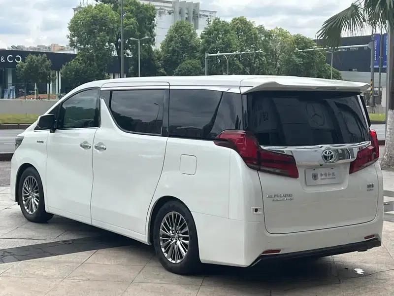 2019 Alphard Hybrid 2.5L Premium Edition — миниатюра 4