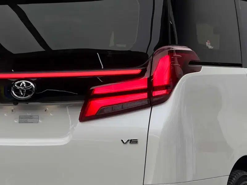 2020 Toyota Alphard 3.5L Automatic Front-Wheel Drive 7-Seater (Parallel Import) — миниатюра 5