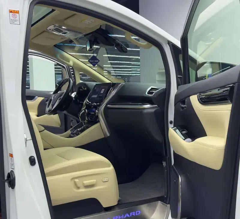 2020 Toyota Alphard 3.5L Automatic Front-Wheel Drive 7-Seater (Parallel Import) — миниатюра 8