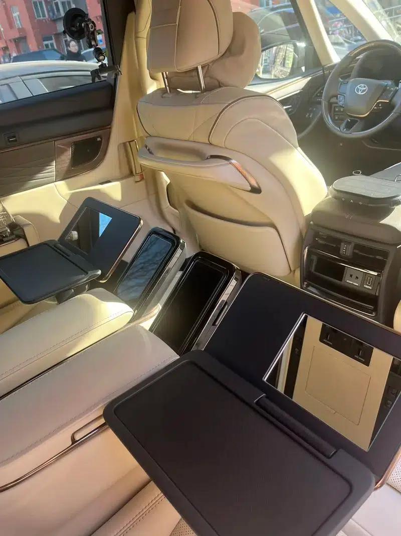 2023 Alphard 2.5L Intelligent Hybrid Dual Engine AWD Premium Edition — миниатюра 3