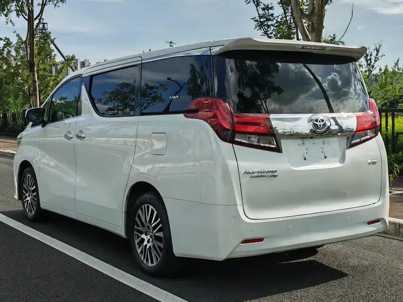 2015 Alphard 3.5L Premium Edition — миниатюра 4