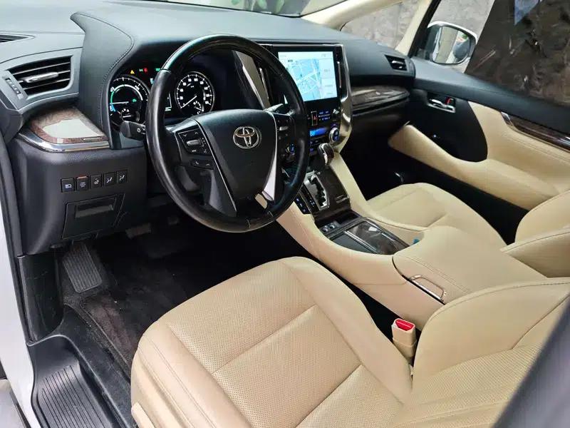 2020 Alphard Hybrid 2.5L Premium Edition — миниатюра 21