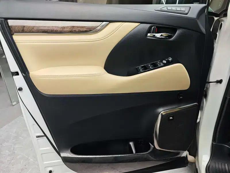 2020 Alphard Hybrid 2.5L Premium Edition — миниатюра 7