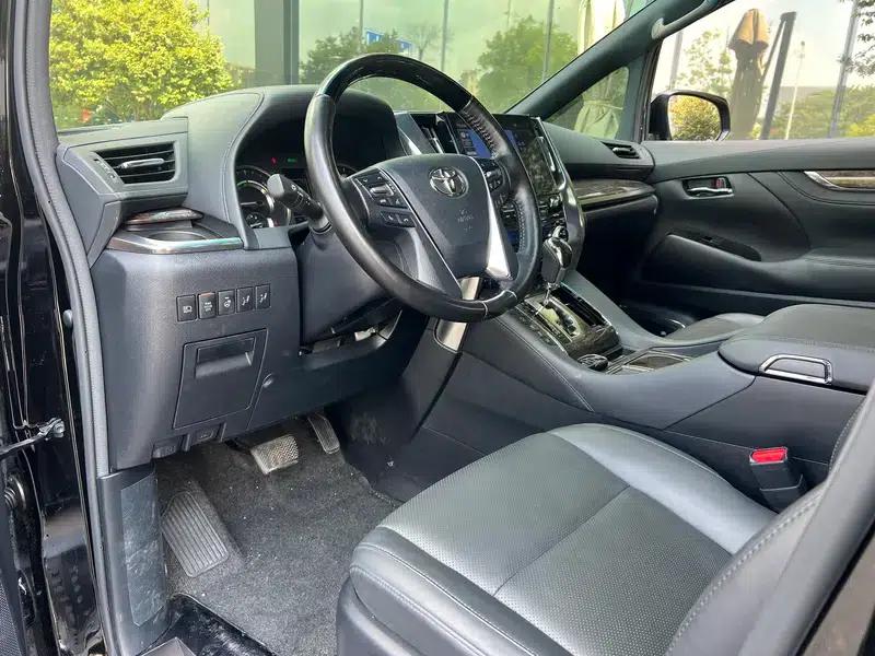 2021 Alphard Hybrid 2.5L Luxury Edition — миниатюра 7