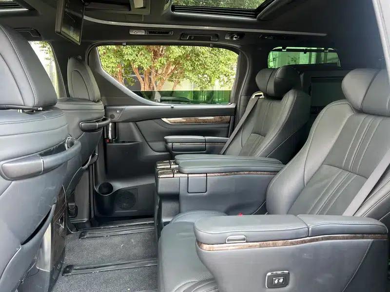 2021 Alphard Hybrid 2.5L Luxury Edition — миниатюра 9