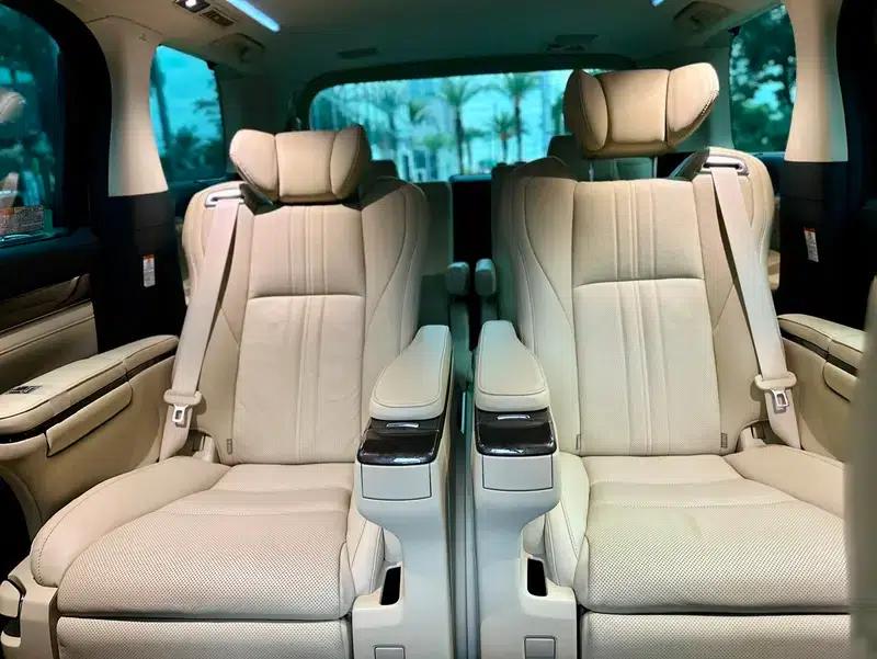 2021 Alphard Hybrid 2.5L Premium Edition — миниатюра 12