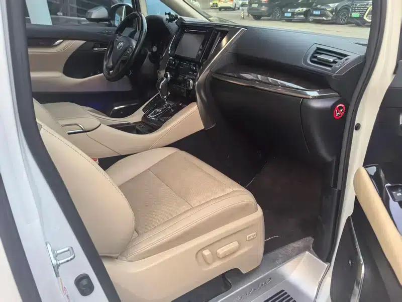2020 Alphard Hybrid 2.5L Luxury Edition — миниатюра 7