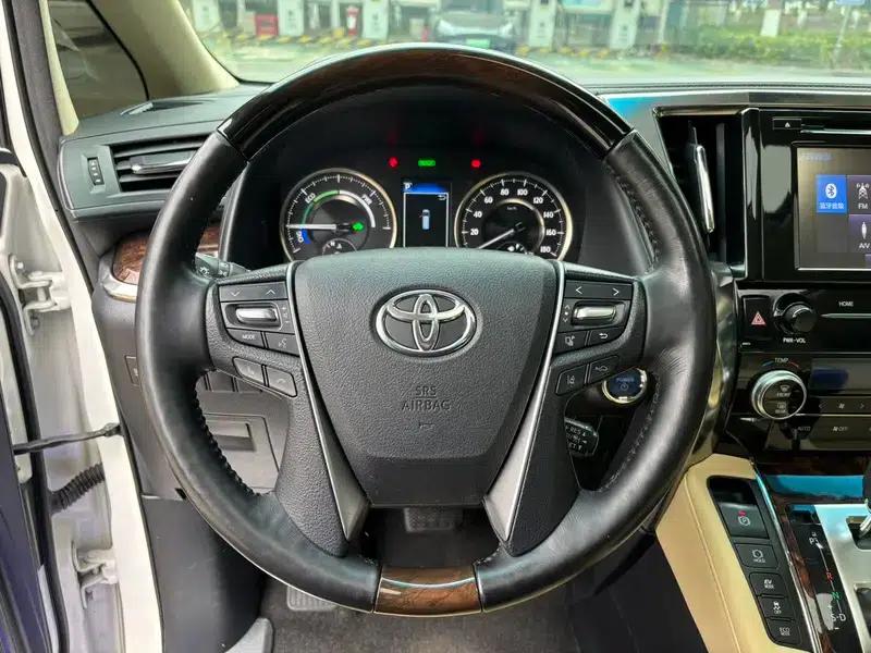 2019 Alphard Hybrid 2.5L Luxury Edition — миниатюра 17