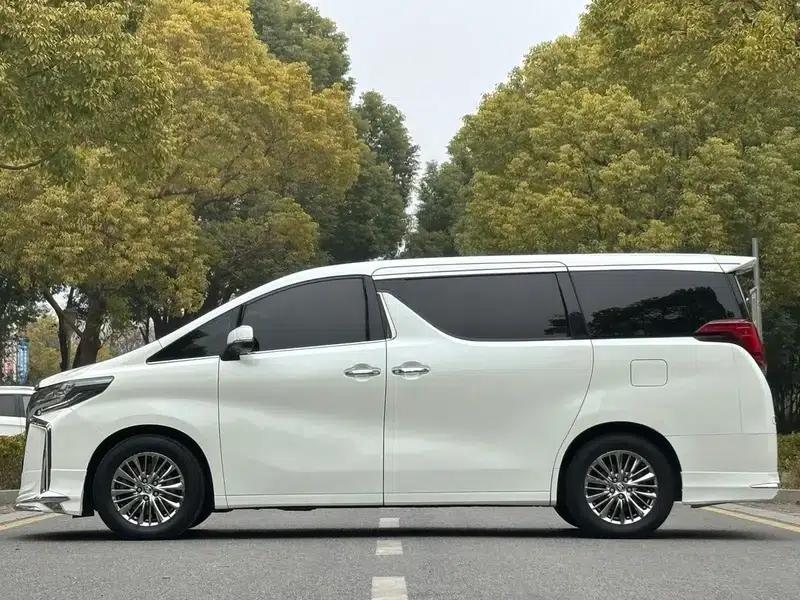 2019 Alphard Hybrid 2.5L Luxury Edition — миниатюра 4