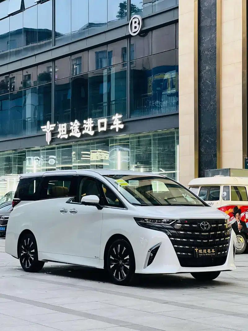 2024 Alphard 2.5L Automatic 4WD 7-Seater Factory Custom Edition — миниатюра 3