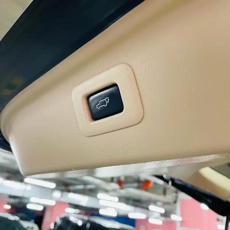 2011 Alphard 3.5L Luxury Edition — миниатюра 10
