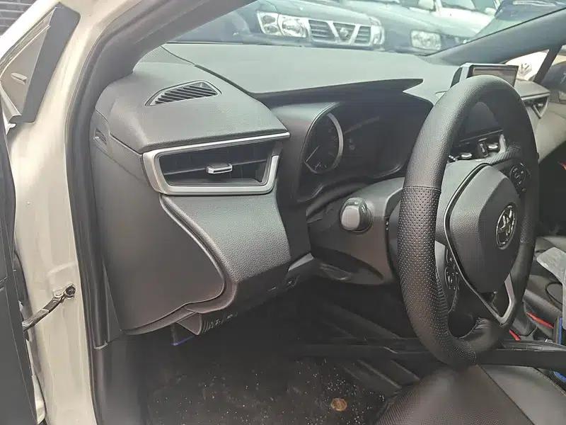 Levin 2022 Hybrid 1.8H E-CVT Sport Edition — миниатюра 13
