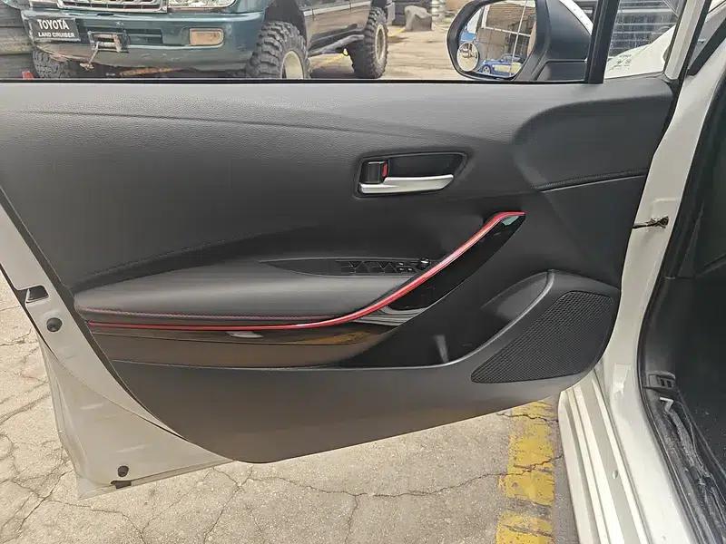 Levin 2022 Hybrid 1.8H E-CVT Sport Edition — миниатюра 16