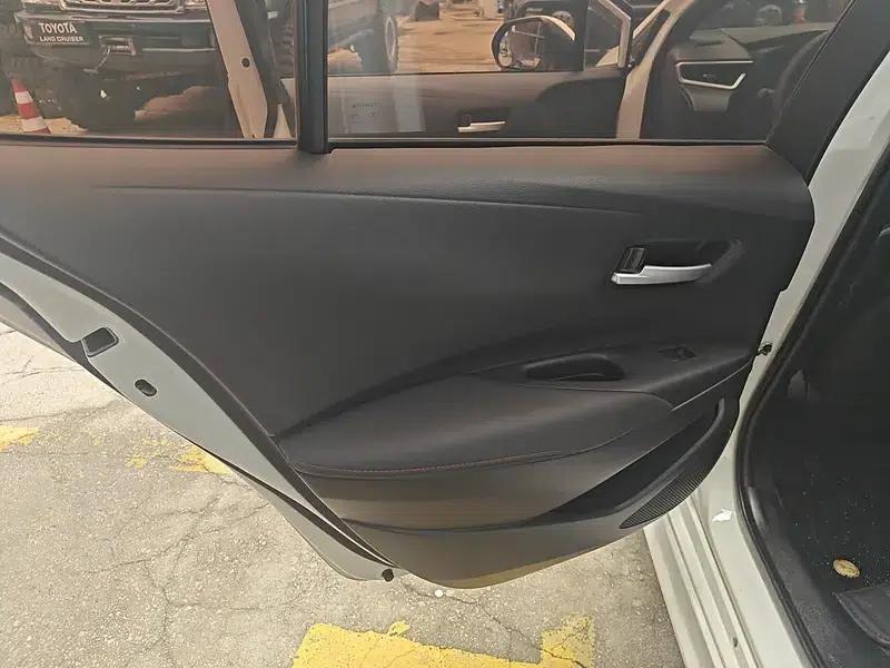 Levin 2022 Hybrid 1.8H E-CVT Sport Edition — миниатюра 17