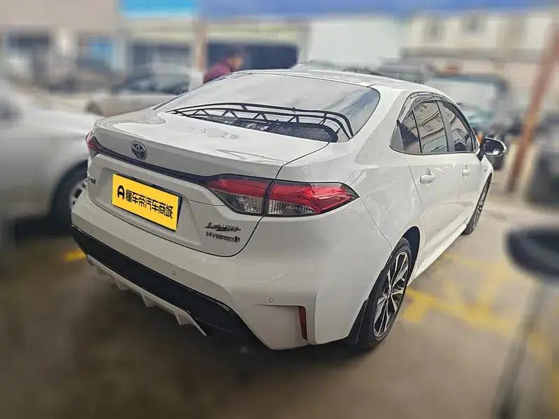 Levin 2022 Hybrid 1.8H E-CVT Sport Edition — миниатюра 4
