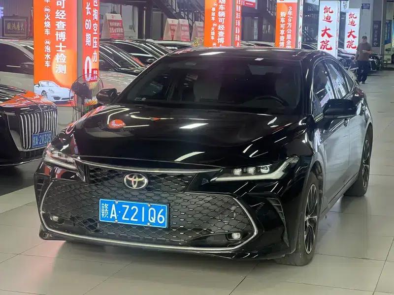2023 Toyota Avalon 2.5L Automatic Luxury Edition — миниатюра 1