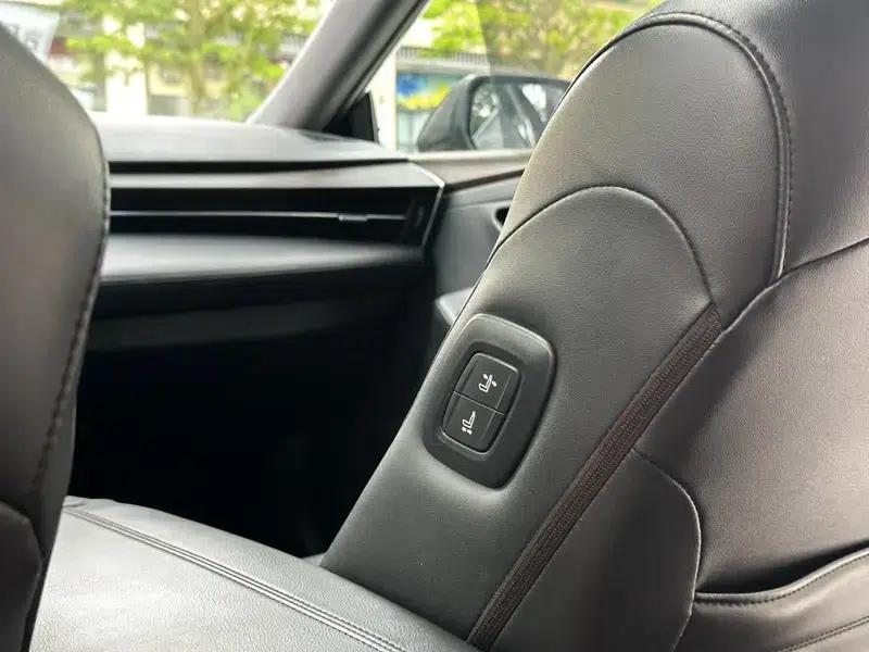 2021 Toyota Avalon 2.5L Touring Sport Edition — миниатюра 16