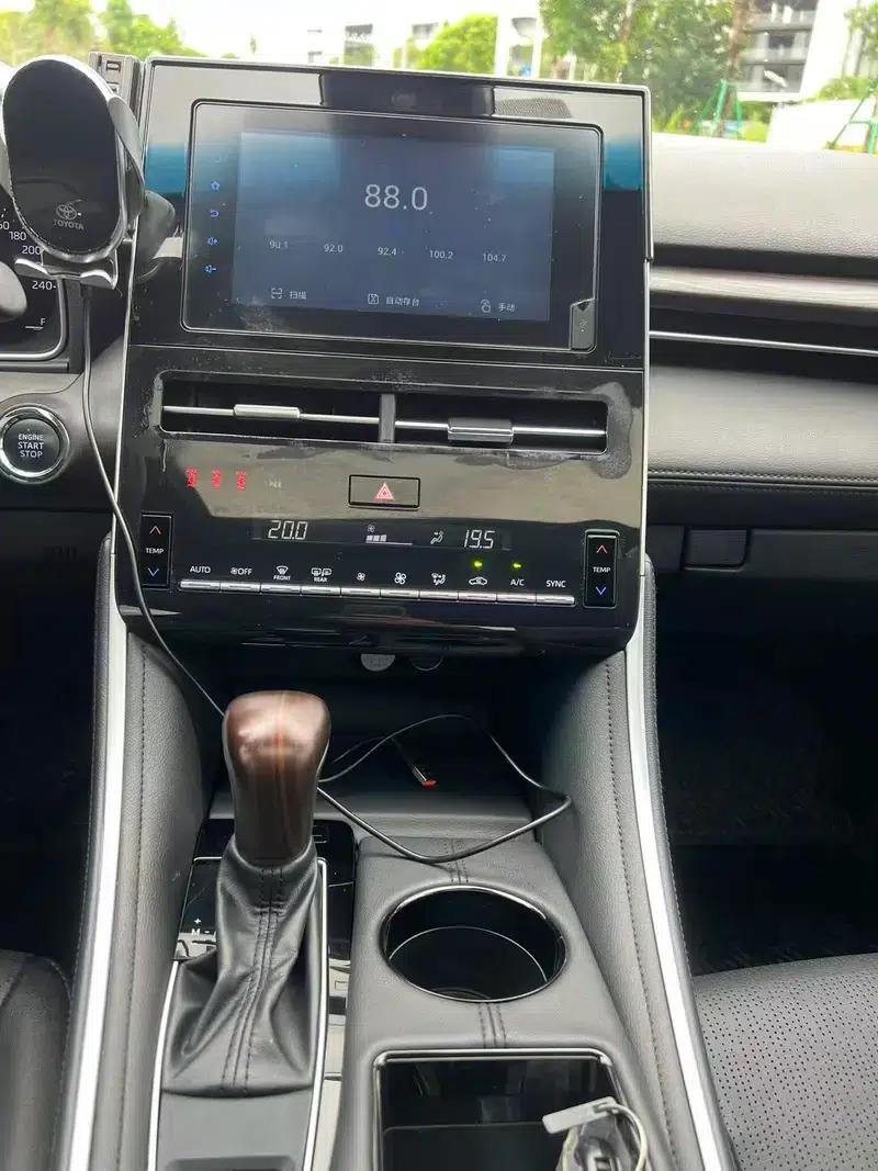 2023 Toyota Avalon 2.0L CVT Premium Edition — миниатюра 15
