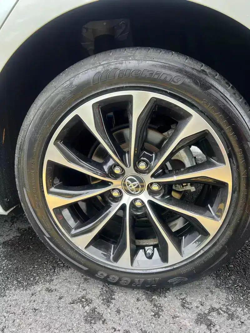 2023 Toyota Avalon 2.0L CVT Premium Edition — миниатюра 8