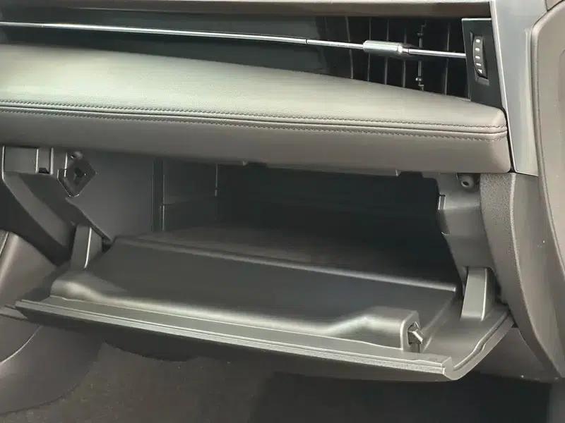 2021 Toyota Avalon 2.5L Luxury Edition — миниатюра 17