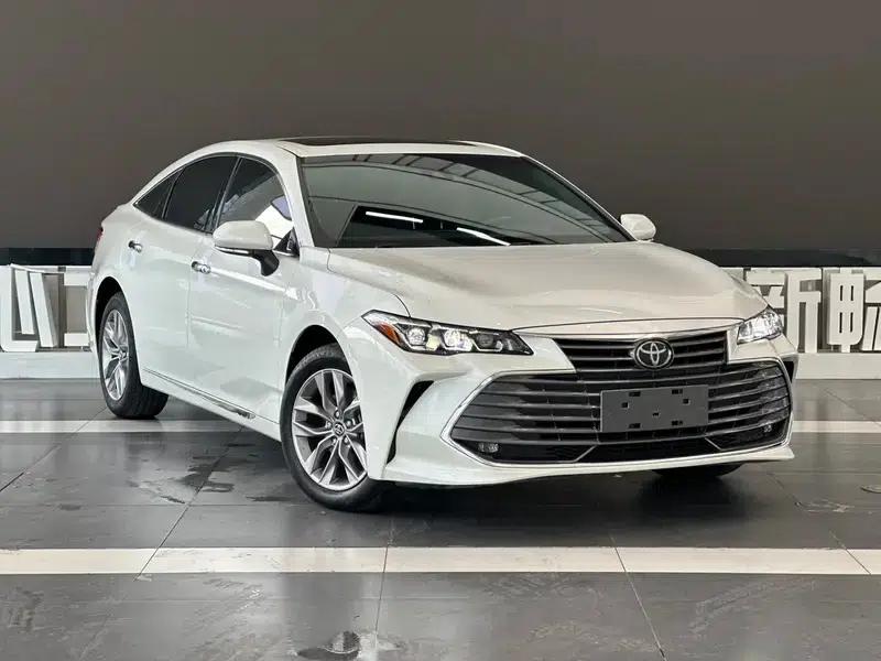 2021 Toyota Avalon 2.5L Luxury Edition — миниатюра 3