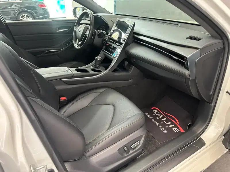 2021 Toyota Avalon 2.5L Luxury Edition — миниатюра 22
