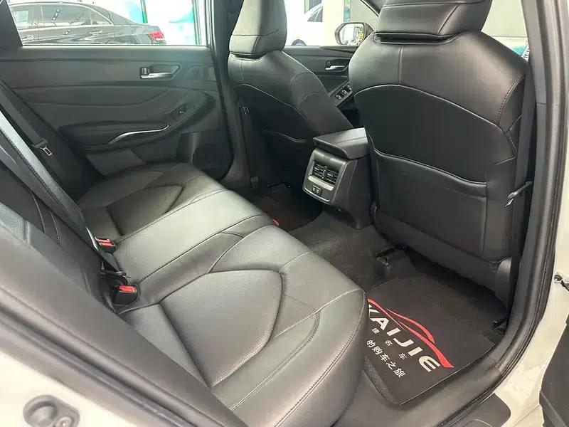 2021 Toyota Avalon 2.5L Luxury Edition — миниатюра 24