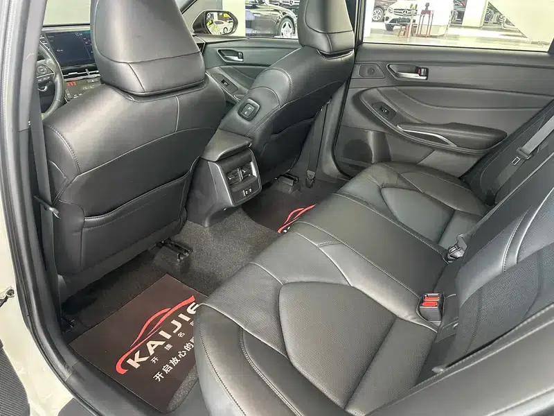 2021 Toyota Avalon 2.5L Luxury Edition — миниатюра 36