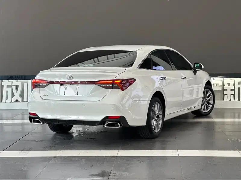 2021 Toyota Avalon 2.5L Luxury Edition — миниатюра 7