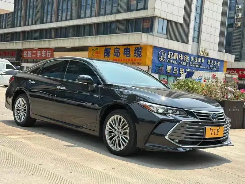 2019 Toyota Avalon Hybrid 2.5L XLE Premium Edition (China VI Emission Standard) — миниатюра 3