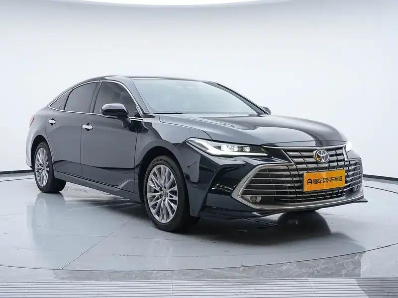 2024 Toyota Avalon 2.0L CVT Luxury Edition — миниатюра 3