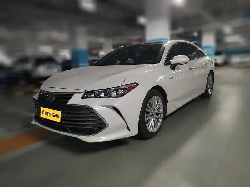 2019 Toyota Avalon Hybrid 2.5L XLE Premium Edition (China VI Emission Standard) — миниатюра 1