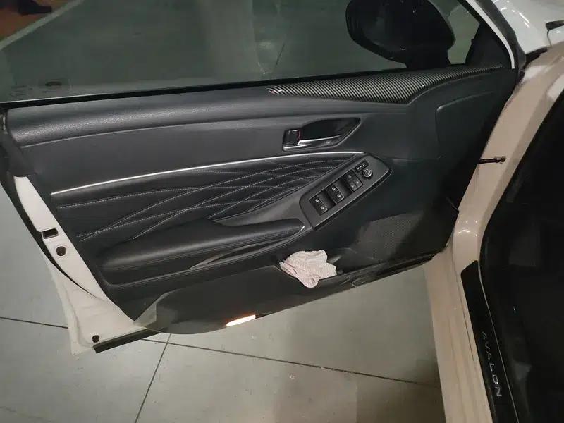 2019 Toyota Avalon Hybrid 2.5L XLE Premium Edition (China VI Emission Standard) — миниатюра 16