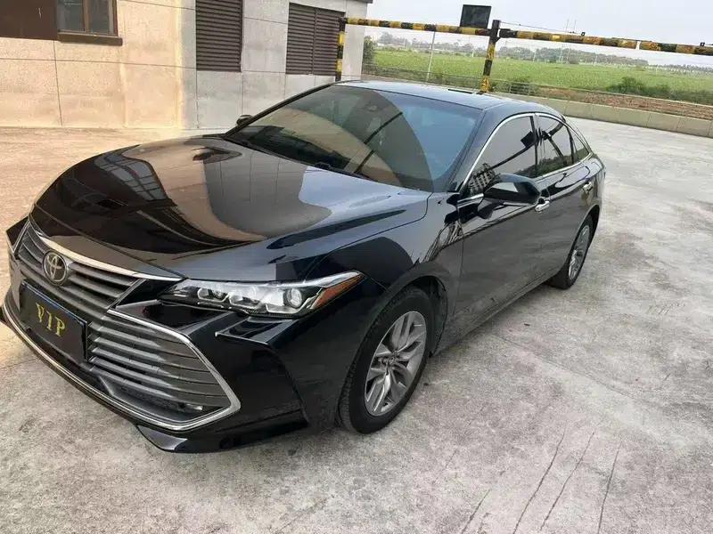 2019 Toyota Avalon 2.5L Entry-level Edition (National V Emission Standard) — миниатюра 1