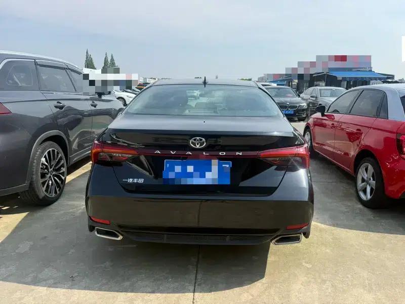 2022 Toyota Avalon 2.0L Luxury Edition — миниатюра 5