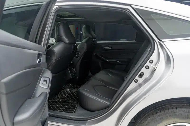 2023 Toyota Avalon 2.0L CVT Premium Edition — миниатюра 18
