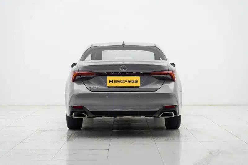 2023 Toyota Avalon 2.0L CVT Premium Edition — миниатюра 6