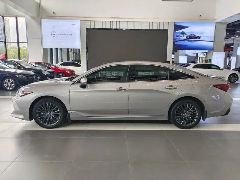 2019 Toyota Avalon 2.5L Touring Premium Edition (China VI Emission Standard) — миниатюра 3