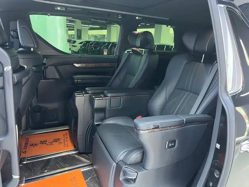 2023 Alphard Crown 2.5L Intelligent Hybrid Dual Engine AWD Supreme Edition — миниатюра 12
