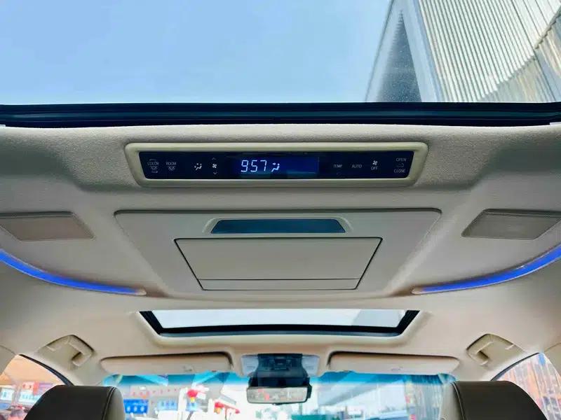 2020 Alphard Hybrid 2.5L HV Black Gold Limited Edition — миниатюра 7