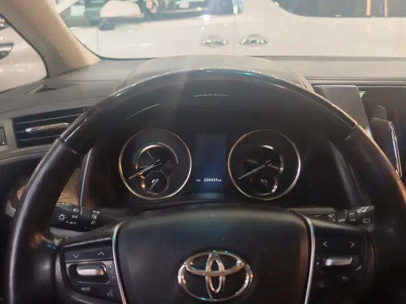 2020 Alphard Hybrid 2.5L HV Premium Edition — миниатюра 8