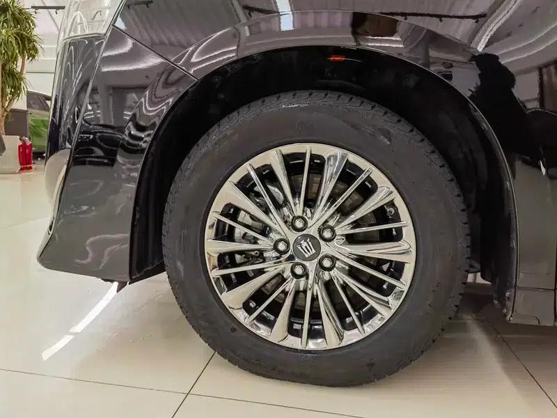 2022 Alphard Crown Hybrid Gold Edition 2.5L HV Premium — миниатюра 7