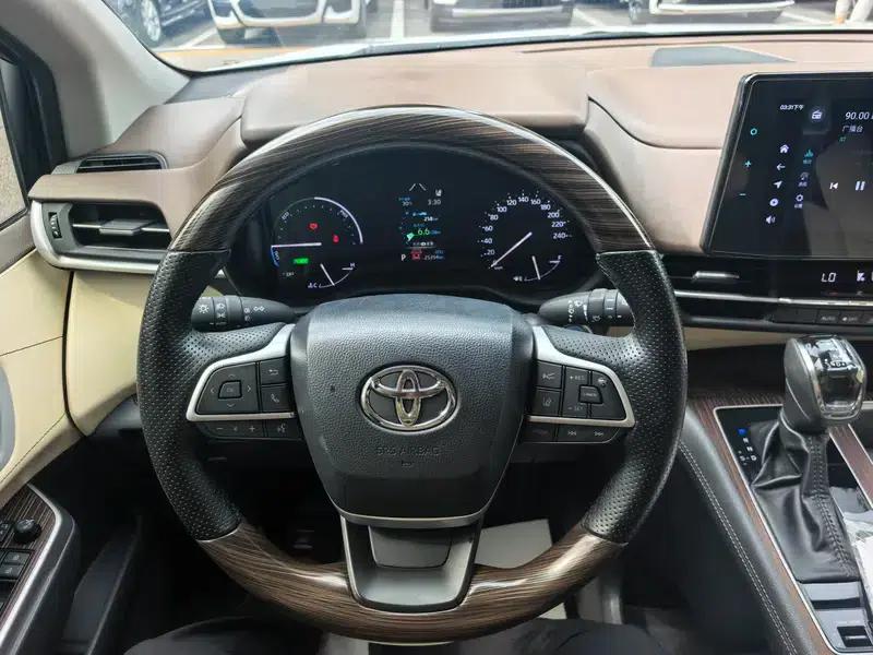 2024 Sena Hybrid 2.5L Luxury Edition — миниатюра 14