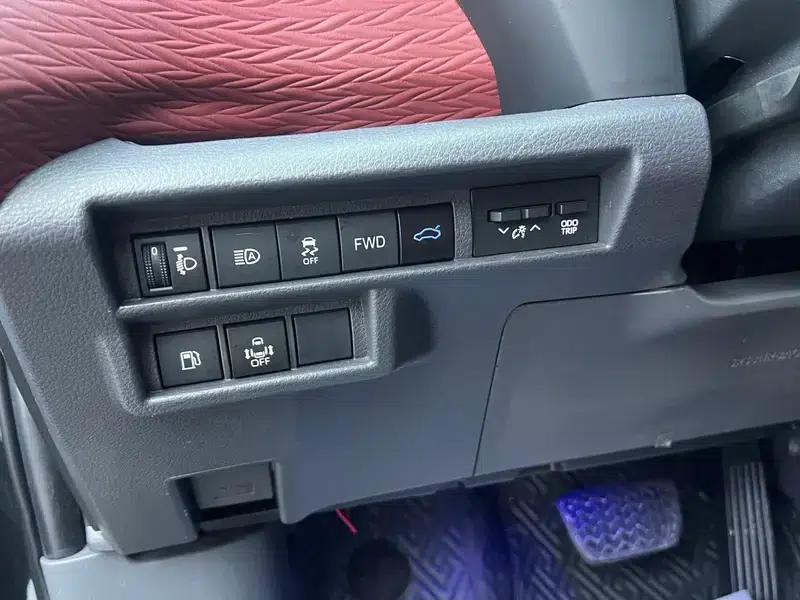 2025 Civic 2.5T Automatic Rear-Wheel Drive 7-Seater Factory Custom Edition — миниатюра 11