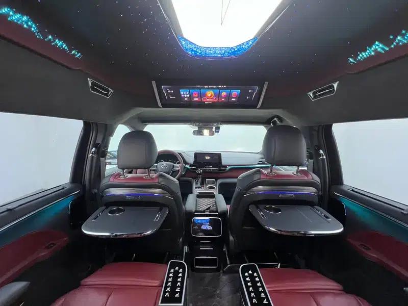 2025 Civic 2.5T Automatic Rear-Wheel Drive 7-Seater Factory Custom Edition — миниатюра 13