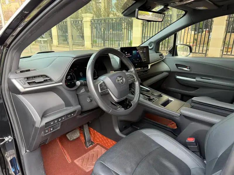 Cena 2021 2.5L Hybrid Platinum Edition — миниатюра 5