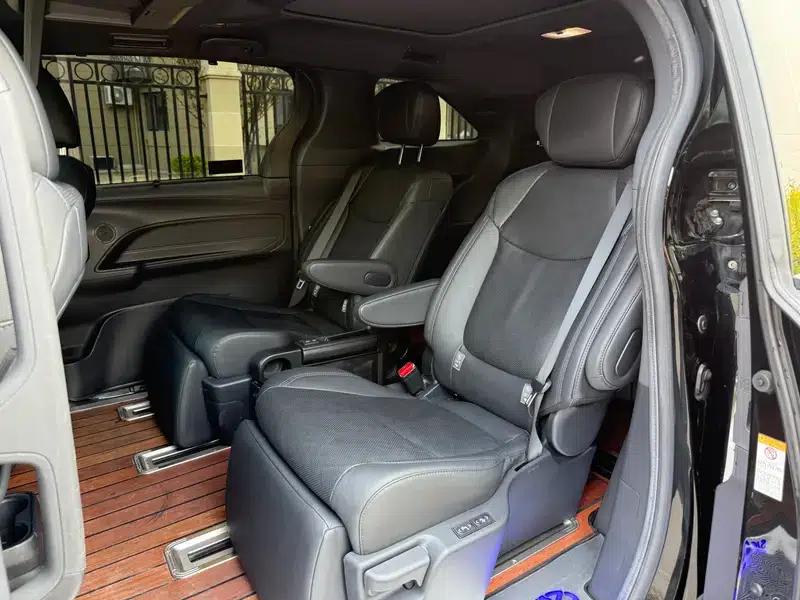 Cena 2021 2.5L Hybrid Platinum Edition — миниатюра 8